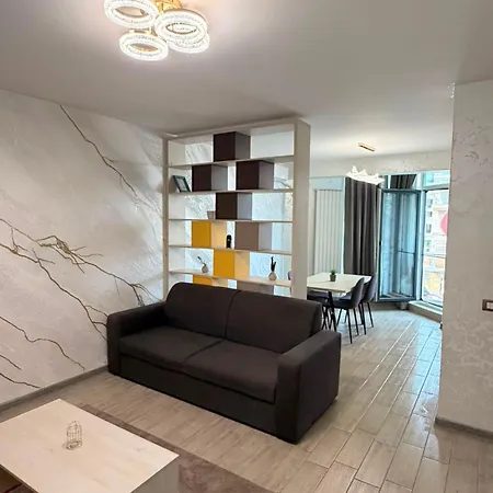 Alezzi Luxury Pool& Spa-mamaia Nord Năvodari